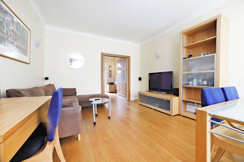 3 bedroom terraced house for sale, Elizabeth Square, London, SE16