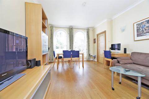 3 bedroom terraced house for sale, Elizabeth Square, London, SE16