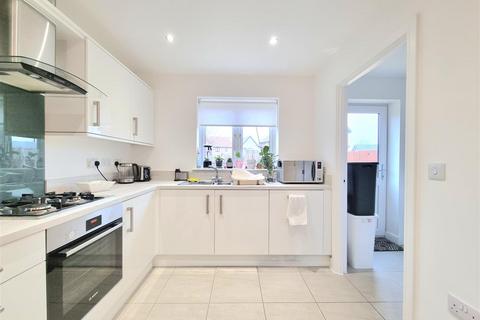 27 Dean Close, Weston, Spalding, PE12 6HG