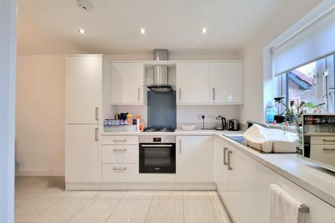 27 Dean Close, Weston, Spalding, PE12 6HG