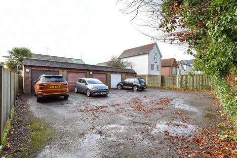 2 bedroom cottage for sale, Church Road, Willesborough, Ashford, Kent