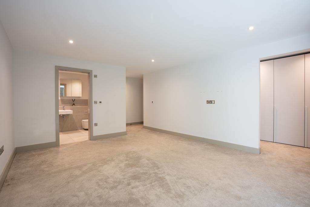 78 lilliput road flat 1-32