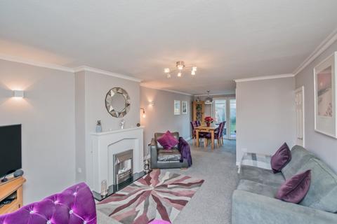 3 bedroom terraced house for sale, Grange Road, Cleckheaton, West Yorkshire, BD19