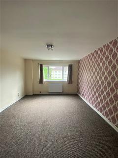 1 bedroom bedsit to rent, Townsend Road, Southall UB1