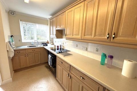 1 bedroom flat to rent, Harrison Road, Sutton Coldfield, West Midlands, B74