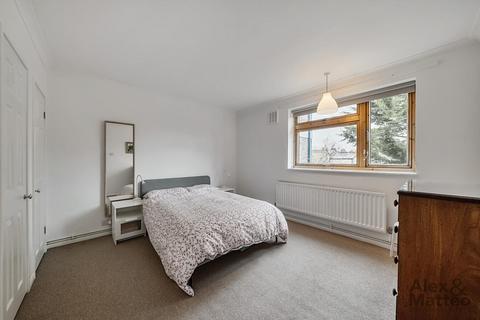 93 Thorburn Square, London, SE1 5QF