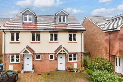 3 bedroom semi-detached house for sale, Hawthorne Gardens, Caterham, Surrey