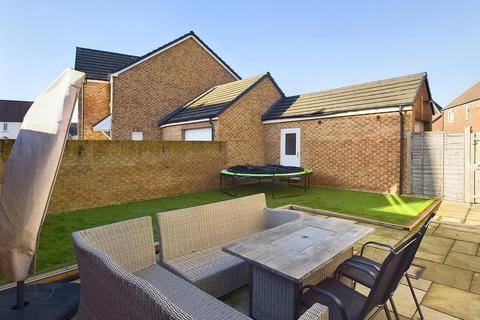 3 bedroom detached house for sale, Meadow Lane, Longford, Gloucester