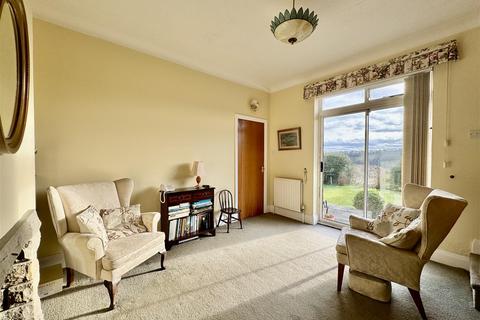 3 bedroom semi-detached bungalow for sale, Kaye Lane, Almondbury, Huddersfield, HD5 8XP