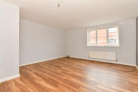 2 bedroom flat for sale, Westfield Gardens, Chadwell Heath, Essex