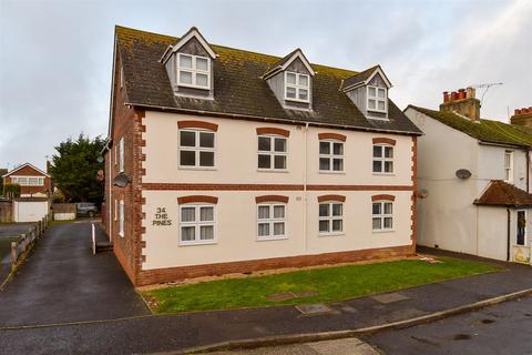 1 bedroom ground floor flat for sale, Sussex Street, Wick, Littlehampton, West Sussex