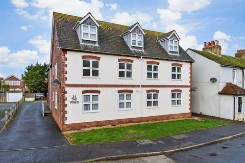 1 bedroom ground floor flat for sale, Sussex Street, Wick, Littlehampton, West Sussex