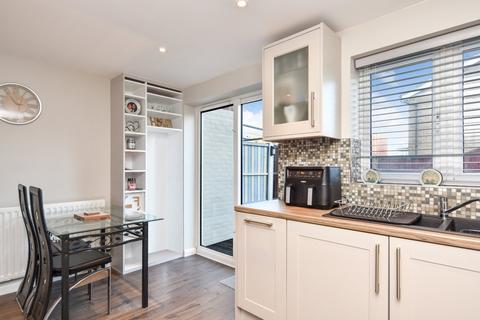 8 Artillery Avenue, Shoeburyness, Southend-on-sea, SS3 8EE
