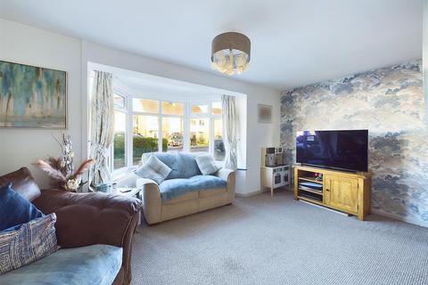 4 Beechcroft Road, Longlevens, Gloucester, GL2 9HF