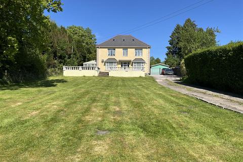 4 bedroom detached house for sale, Glanrhyd Street, Aberdare CF44