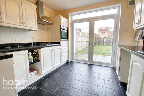 3 bedroom semi-detached house to rent, Southmead Road, WESTON-SUPER-MARE