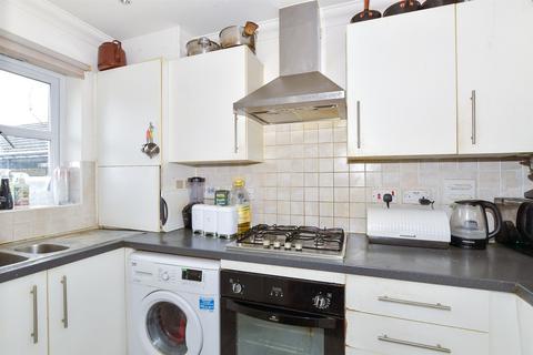 3 bedroom terraced house for sale, Orchard Court, Ashford, Kent