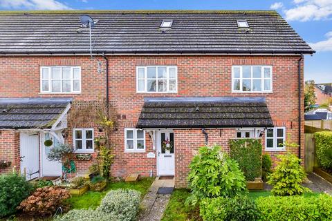 3 bedroom terraced house for sale, Orchard Court, Ashford, Kent