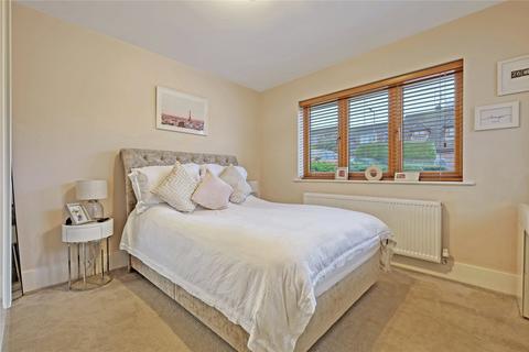 38 Hillside Road, Billericay, CM11 2DA