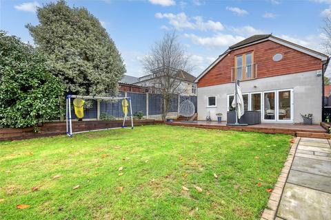 Hillside Road, Billericay, Essex, CM11