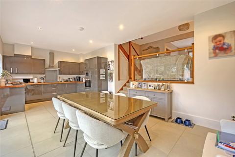 4 bedroom detached house for sale, Hillside Road, Billericay, Essex, CM11