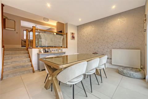 38 Hillside Road, Billericay, CM11 2DA