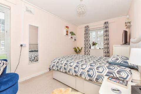 1 bedroom ground floor flat for sale, Little Chequers, Wye, Ashford, Kent