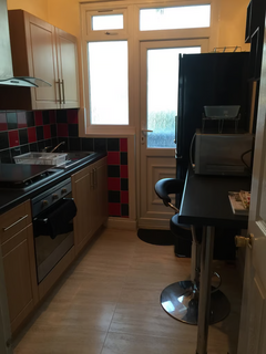 3 bedroom house to rent, Beavers Lane, Hounslow TW4