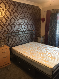 3 bedroom house to rent, Beavers Lane, Hounslow TW4