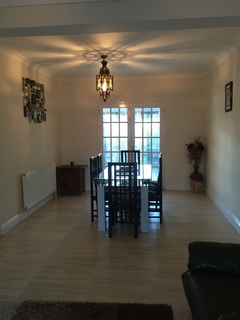 3 bedroom house to rent, Beavers Lane, Hounslow TW4