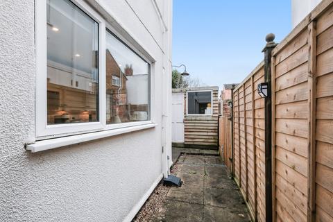 7 Pope Iron Road, Worcester, WR1 3HB