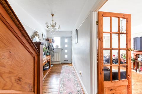 3 bedroom terraced house for sale, Dahlia Gardens, Mitcham, CR4