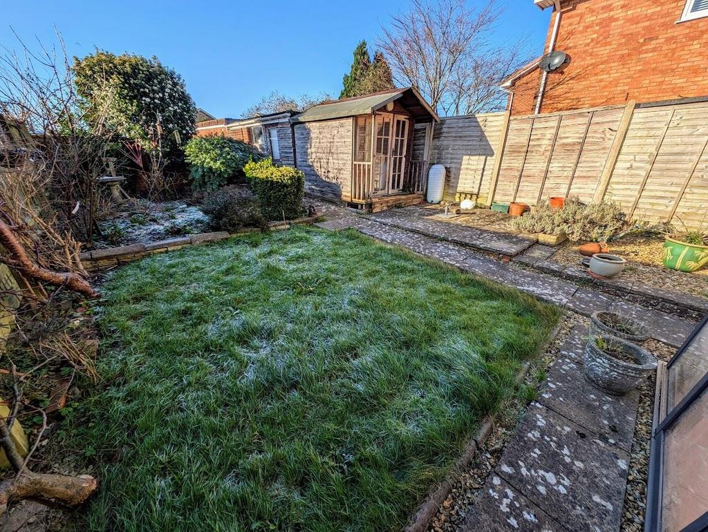 GARDEN 2.jpg