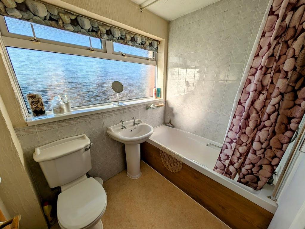 BATH.jpg