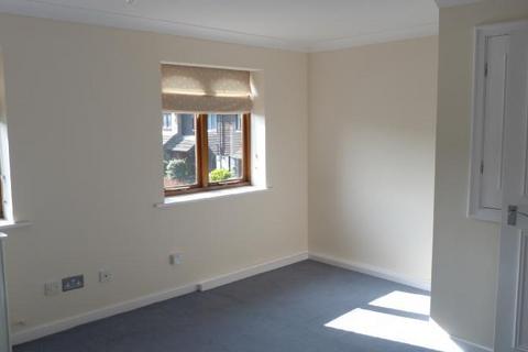 1 bedroom apartment to rent, Chichester Drive, Tangmere