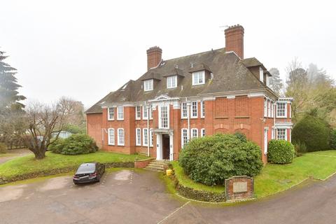 2 bedroom flat for sale, St. Paul's Road West, Dorking, Surrey