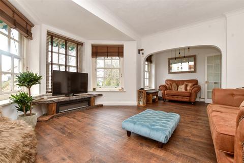 2 bedroom flat for sale, St. Paul's Road West, Dorking, Surrey