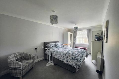 2 bedroom apartment for sale, Severn Road, W-S-M BS23