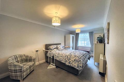 2 bedroom apartment for sale, Severn Road, W-S-M BS23