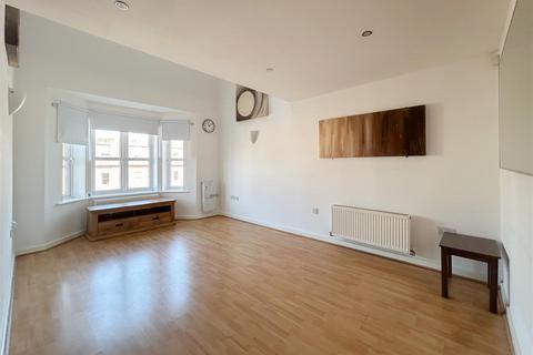 2 bedroom flat for sale, Russell Place, Sale