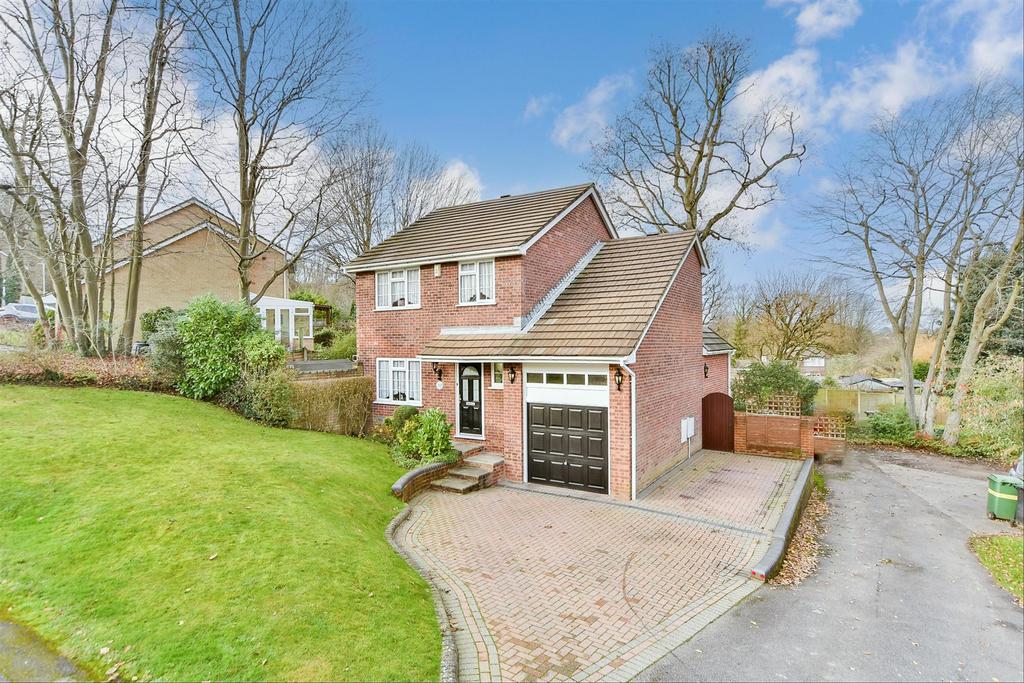 Driveway/Parking