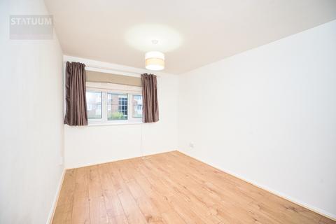 1 bedroom flat to rent, St. Johns Road, Canning Town, Newham, London, E16