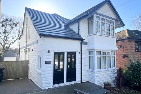 Blackfield Road, Fawley, Southampton, Hampshire, SO45