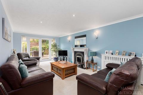 5 bedroom detached house for sale, Hillary Close, East Grinstead RH19