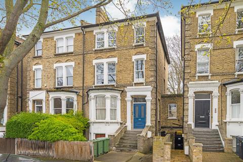 1 bedroom maisonette to rent, Rosendale Road, London