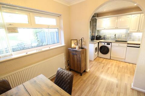 2 bedroom semi-detached house for sale, Chatsworth Road, Halesowen B62