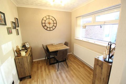 2 bedroom semi-detached house for sale, Chatsworth Road, Halesowen B62