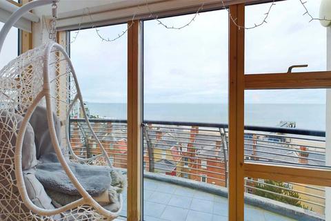 3 bedroom apartment for sale, The Litzo, 37-41 Boscombe Spa Road, Bournemouth, BH5