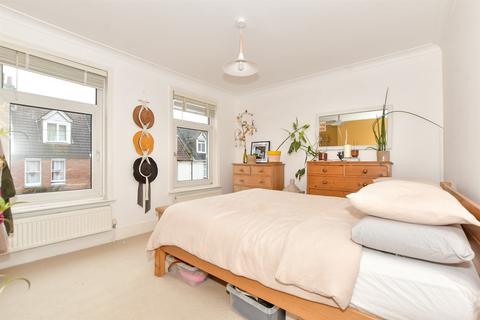 20 Athelstan Road, Folkestone, CT19 6EU