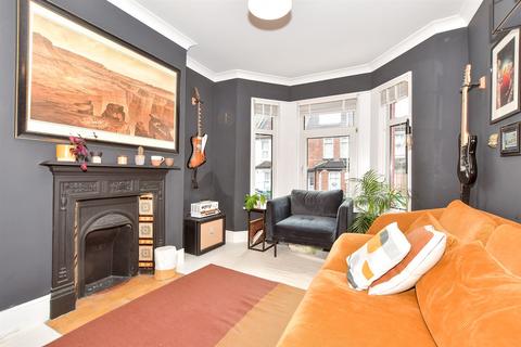 20 Athelstan Road, Folkestone, CT19 6EU